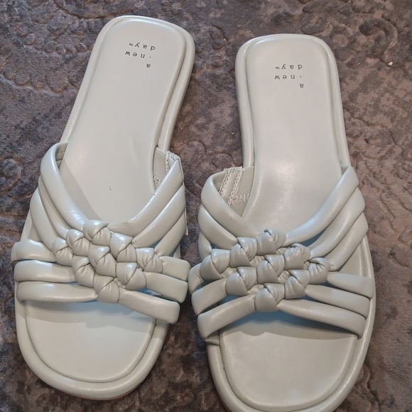A new day sandals - Picture 2 of 4